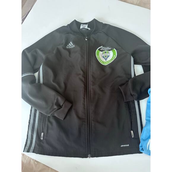 Adidas soccer uniform jacket - Picture 2 of 10